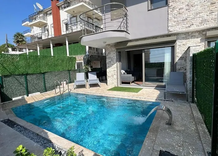 Βίλα Villa Ruezgar With Private Pool Generation Κουσάντασι